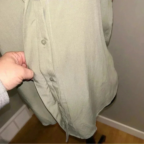 RW &  Co Blouse - Picture 4 of 6